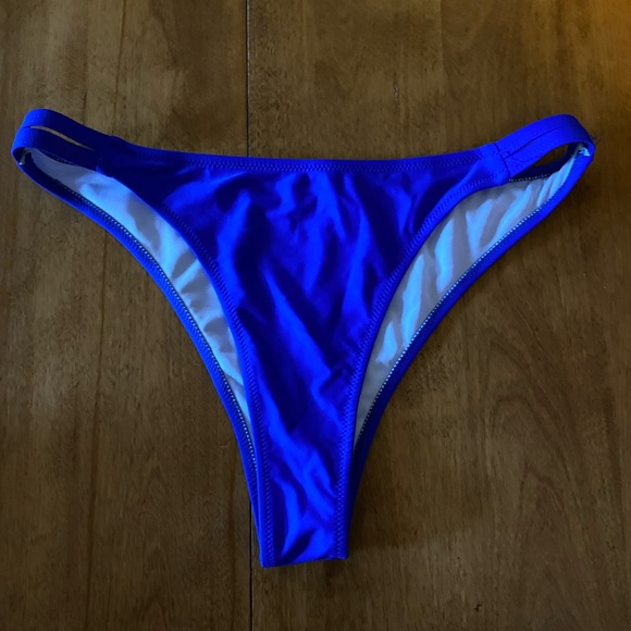 🛍️ 4/$25 bikini - Picture 3 of 5